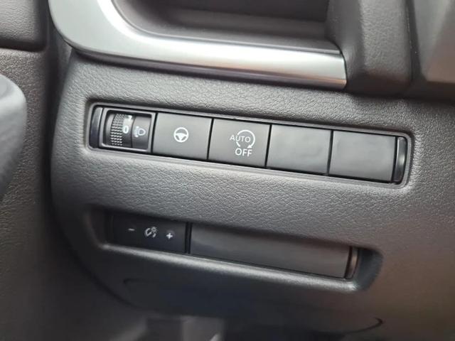 Nissan Qashqai 1.3 DIG-T MHEV 158 PS X-Tronic N-Connecta Teil-Leder PanoGlasdach Klimaautomatik Sitzheizung Lenkradheizung Navi ACC PDC v+h 360&deg;Kamera DAB Bluetooth Touchscreen Apple CarPlay Android Auto 18"LM 