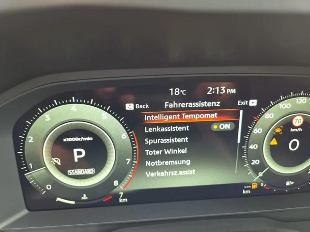 Nissan Qashqai 1.3 DIG-T MHEV 158 PS X-Tronic N-Connecta Teil-Leder PanoGlasdach Klimaautomatik Sitzheizung Lenkradheizung Navi ACC PDC v+h 360&deg;Kamera DAB Bluetooth Touchscreen Apple CarPlay Android Auto 18"LM 