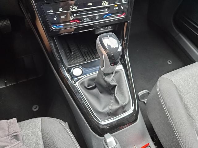 Volkswagen T-Cross 1.0 TSI 116PS DSG Life AHK (abnehmbar) IQ.LIGHT-LED-Matrix Sitzheizung R&uuml;ckf.Kamera Klimaautomatik Abstandstempomat Apple CarPlay Android Auto 