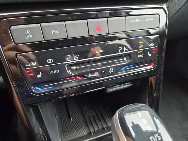 Volkswagen T-Cross 1.0 TSI 116PS DSG Life AHK (abnehmbar) IQ.LIGHT-LED-Matrix Sitzheizung R&uuml;ckf.Kamera Klimaautomatik Abstandstempomat Apple CarPlay Android Auto 