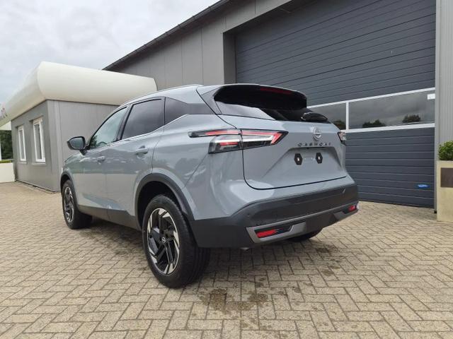 Nissan Qashqai 1.3 DIG-T MHEV 158 PS X-Tronic N-Connecta Teil-Leder PanoGlasdach Klimaautomatik Sitzheizung Lenkradheizung Navi ACC PDC v+h 360&deg;Kamera DAB Bluetooth Touchscreen Apple CarPlay Android Auto 18"LM 