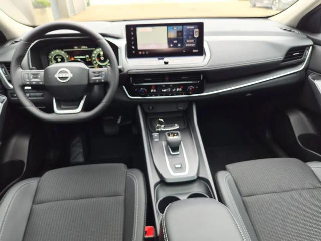 Nissan Qashqai 1.3 DIG-T MHEV 158 PS X-Tronic N-Connecta Teil-Leder PanoGlasdach Klimaautomatik Sitzheizung Lenkradheizung Navi ACC PDC v+h 360&deg;Kamera DAB Bluetooth Touchscreen Apple CarPlay Android Auto 18"LM 