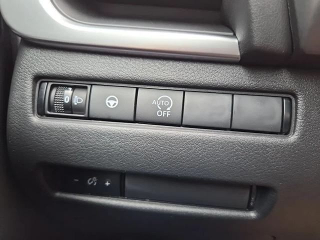 Nissan Qashqai 1.3 DIG-T MHEV 158 PS X-Tronic N-Connecta Teil-Leder PanoGlasdach Klimaautomatik Sitzheizung Lenkradheizung Navi ACC PDC v+h 360&deg;Kamera DAB Bluetooth Touchscreen Apple CarPlay Android Auto 18"LM 