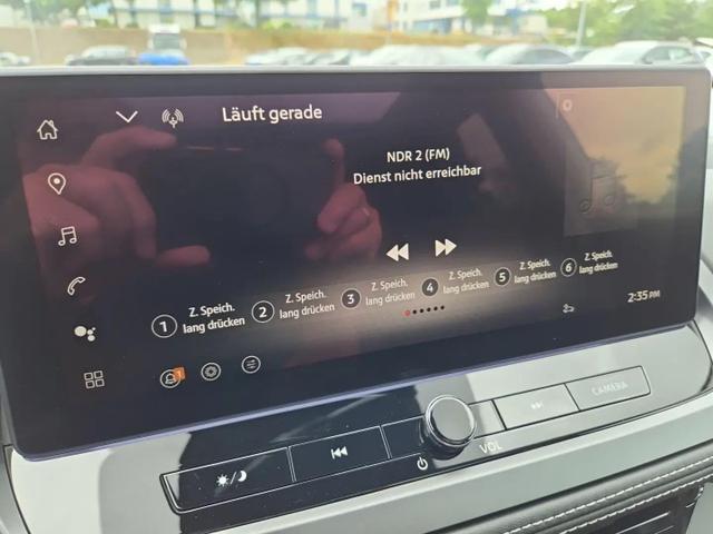 Nissan Qashqai 1.3 DIG-T MHEV 158 PS X-Tronic N-Connecta Teil-Leder PanoGlasdach Klimaautomatik Sitzheizung Lenkradheizung Navi ACC PDC v+h 360&deg;Kamera DAB Bluetooth Touchscreen Apple CarPlay Android Auto 18"LM 