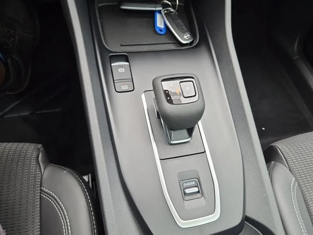 Nissan Qashqai 1.3 DIG-T MHEV 158 PS X-Tronic N-Connecta Teil-Leder PanoGlasdach Klimaautomatik Sitzheizung Lenkradheizung Navi ACC PDC v+h 360&deg;Kamera DAB Bluetooth Touchscreen Apple CarPlay Android Auto 18"LM 