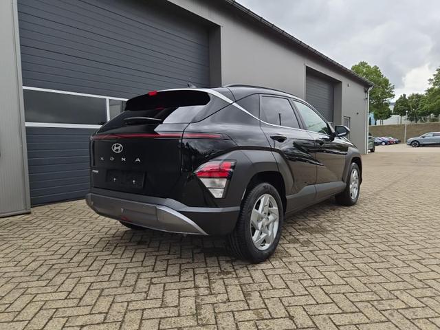 Hyundai KONA Trend 1.6 T-GDI 150PS Automatik Voll-LED-Scheinw. Sitzheizung Lenkradheizung ACC Klimaautomatik Navi Touchscreen DAB+ Apple CarPlay + Android Auto PDC v+h R&uuml;ckf.Kamera 2xKeyless 17-LM 