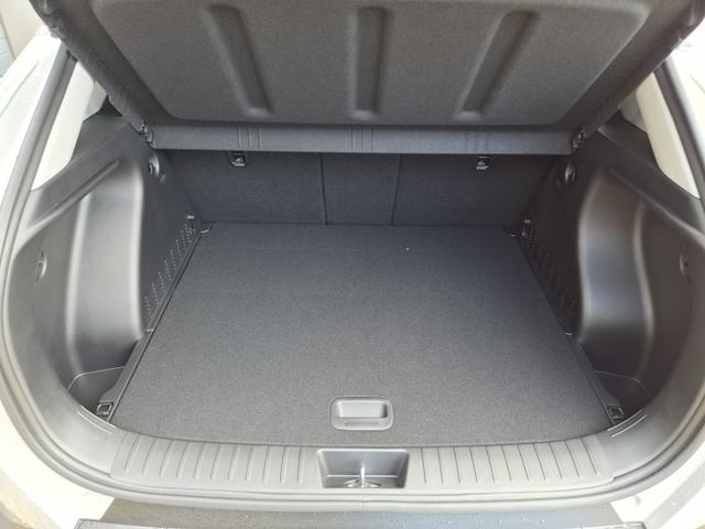 Hyundai KONA Trend 1.6 T-GDI 150PS Automatik Voll-LED-Scheinw. Sitzheizung Lenkradheizung ACC Klimaautomatik Navi Touchscreen DAB+ Apple CarPlay + Android Auto PDC v+h R&uuml;ckf.Kamera 2xKeyless 17-LM 