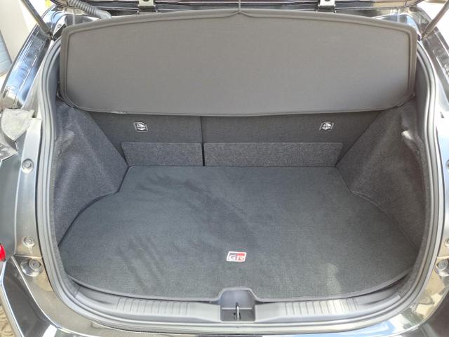 Toyota GR Yaris 1.6 Turbo 280PS Automatik 4x4 High Performance Klimaautomatik Lenkradheizung Sitzheizung JBL Premiumsound Navi Bluetooth DAB Apple CarPlay Android Auto2x Keyless ACC R&uuml;ckf.Kamera PDC v+h 18-LM 