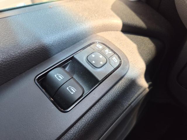 Mercedes-Benz Sprinter 317 Pritsche Doppelkabine L2 2.0 CDi 170PS Automatik Heckantrieb 3,5t 6-Sitzer AHK Klimaautomatik Bluetooth DAB Apple CarPlay Android Auto R&uuml;ckf.Kamera Tempomat Ganzj.Reifen 