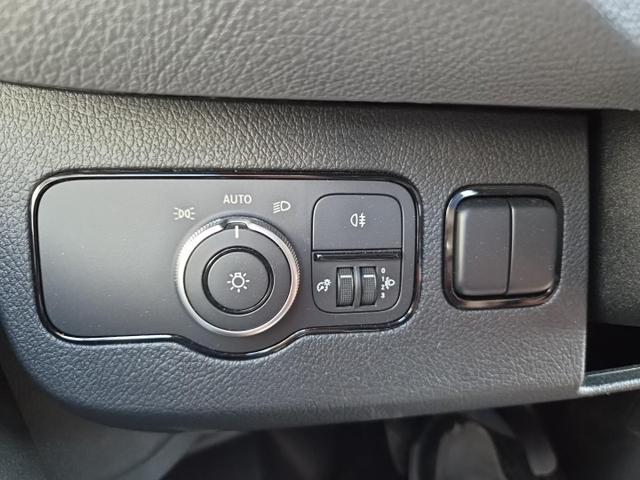 Mercedes-Benz Sprinter 317 Pritsche Doppelkabine L2 2.0 CDi 170PS Automatik Heckantrieb 3,5t 6-Sitzer AHK Klimaautomatik Bluetooth DAB Apple CarPlay Android Auto R&uuml;ckf.Kamera Tempomat Ganzj.Reifen 