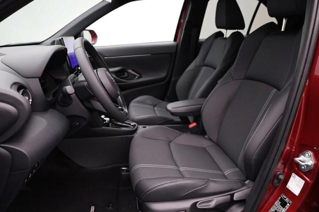 Toyota Yaris Cross 1.5-l 130PS HEV Automatik Style Matrix-LED elektr. Heckklappe Sitzheizung Lenkradheizung Klimaautomatik Navi Bluetooth wireless Apple CarPlay + Android Auto ACC PDC v+h R&uuml;ckf.Kamera 18"LM 