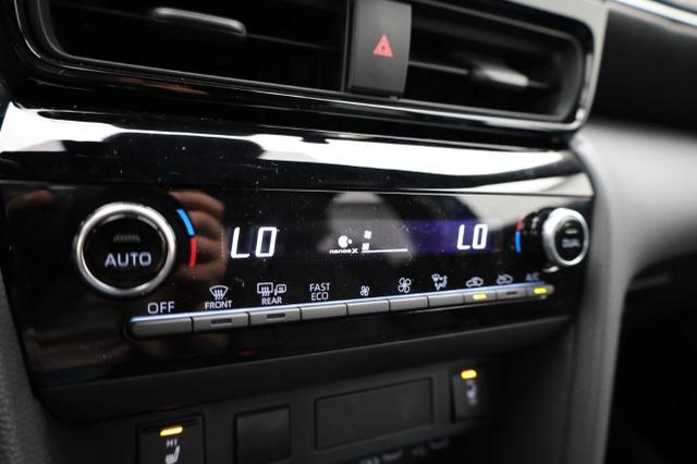 Toyota Yaris Cross 1.5-l 130PS HEV Automatik Style Matrix-LED elektr. Heckklappe Sitzheizung Lenkradheizung Klimaautomatik Navi Bluetooth wireless Apple CarPlay + Android Auto ACC PDC v+h R&uuml;ckf.Kamera 18"LM 