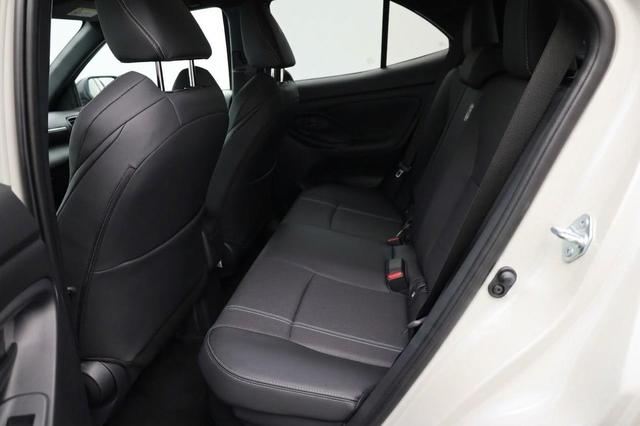 Toyota Yaris Cross 1.5-l 130PS HEV Automatik Style Matrix-LED elektr. Heckklappe Sitzheizung Lenkradheizung Klimaautomatik Navi Bluetooth wireless Apple CarPlay + Android Auto ACC PDC v+h R&uuml;ckf.Kamera 18"LM 