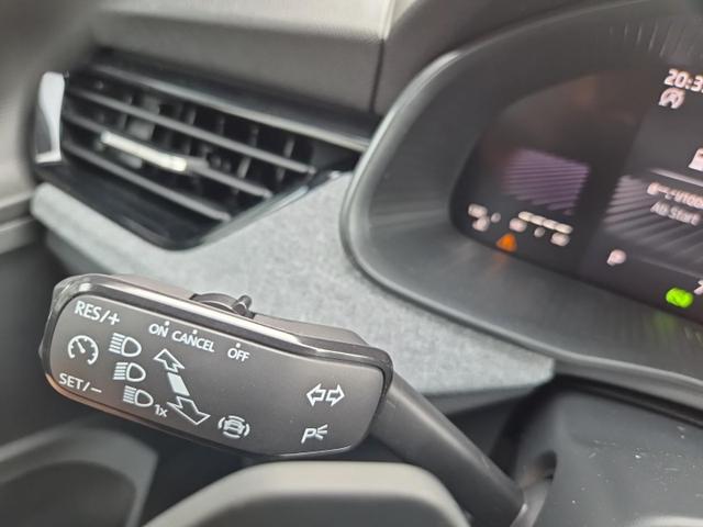 Skoda Scala 1.0 TSI 115PS DSG Selection AHK schwenkb. Klimaautomatik Sitzheizung PDC R&uuml;ckf.Kamera Apple CarPlay Android Auto 