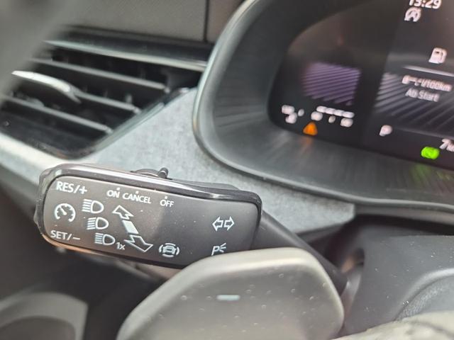 Skoda Scala 1.0 TSI 115PS DSG Selection AHK schwenkb. Klimaautomatik Sitzheizung PDC R&uuml;ckf.Kamera Apple CarPlay Android Auto 