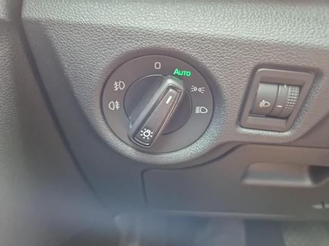 Skoda Scala 1.0 TSI 115PS DSG Selection AHK schwenkb. Klimaautomatik Sitzheizung PDC R&uuml;ckf.Kamera Apple CarPlay Android Auto 