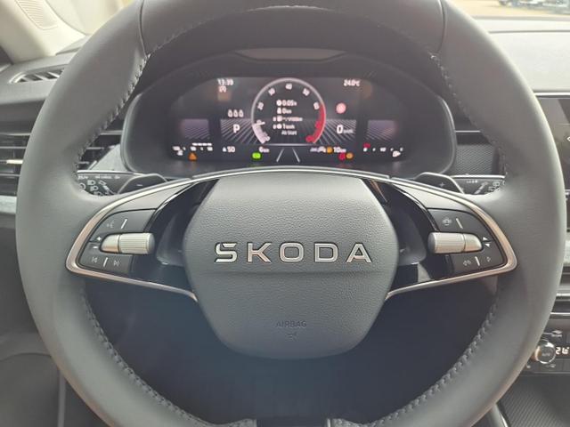 Skoda Scala 1.0 TSI 115PS DSG Selection AHK schwenkb. Klimaautomatik Sitzheizung PDC R&uuml;ckf.Kamera Apple CarPlay Android Auto 