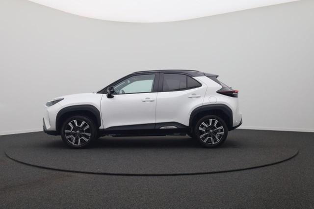 Toyota Yaris Cross 1.5-l 130PS HEV Automatik Style Matrix-LED 4xKamera elektr. Heckklappe Sitzheizung Lenkradheizung Klimaautomatik Navi Bluetooth wireless Apple CarPlay + Android Auto ACC PDC v+h 18"LM 
