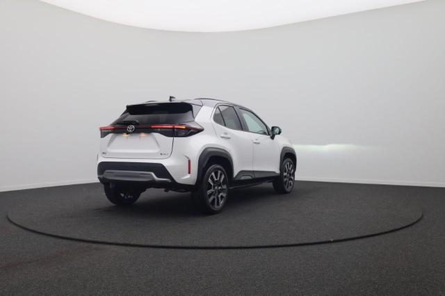 Toyota Yaris Cross 1.5-l 130PS HEV Automatik Style Matrix-LED 4xKamera elektr. Heckklappe Sitzheizung Lenkradheizung Klimaautomatik Navi Bluetooth wireless Apple CarPlay + Android Auto ACC PDC v+h 18"LM 