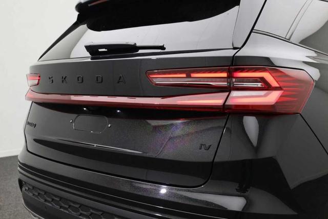 Skoda Kodiaq Sportline 1.5 TSI 204PS PHEV DSG Sitzheizung v+h Frontscheibe beheizb. 20"LM schwenkb. AHK elektr. PanoDach Alcantara PDC R&uuml;ckf.Kamera Klimaautomatik Lenkradheizung Navi Apple CarPlay Android Auto 2xKeyless vollelektr. Reichweite 116KM 