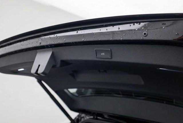 Skoda Kodiaq Sportline 1.5 TSI 204PS PHEV DSG Sitzheizung v+h Frontscheibe beheizb. 20"LM schwenkb. AHK elektr. PanoDach Alcantara PDC R&uuml;ckf.Kamera Klimaautomatik Lenkradheizung Navi Apple CarPlay Android Auto 2xKeyless vollelektr. Reichweite 116KM 