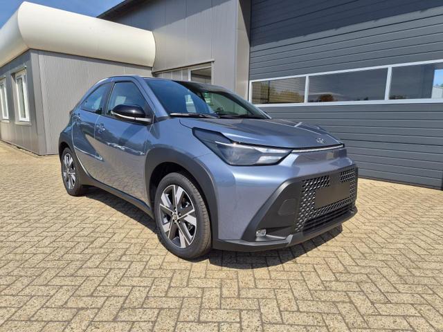 Toyota Aygo X Pure 1.5 Hybrid 116PS Automatik Sitzheizung Klimaautomatik R&uuml;ckf.Kamera AbstandsTempomat Nebelscheinw. Multifunktionslenkrad Bluetooth Touchscreen Apple CarPlay + Android Auto 2xKeyless 