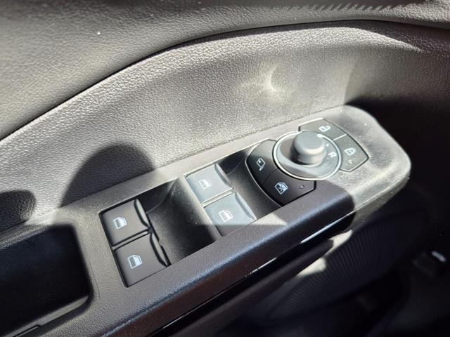 Ford Puma ST-Line X 1.0 EcoBoost Hybrid 125PS Automatik Premium Leder (Sensico) B+O-Sound elektr. Heckklappe Klimaautomatik Sitzheizung Lenkradheizung Frontscheibe beheizb. Ford-Navi SYNC4 Bluetooth Apple CarPlay Android Auto PDC v+h 18-LM 