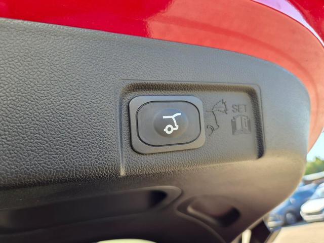 Ford Puma ST-Line X 1.0 EcoBoost Hybrid 125PS Automatik Premium Leder (Sensico) B+O-Sound elektr. Heckklappe Klimaautomatik Sitzheizung Lenkradheizung Frontscheibe beheizb. Ford-Navi SYNC4 Bluetooth Apple CarPlay Android Auto PDC v+h 18-LM 