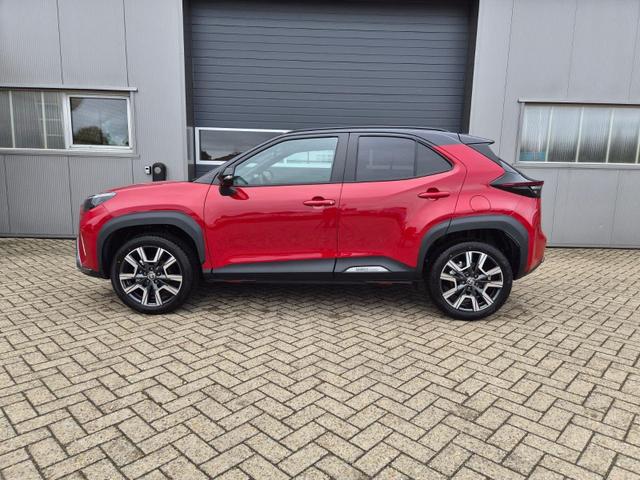 Toyota Yaris - Cross 1.5-l 130PS HEV Automatik Style Matrix-LED 4xKamera elektr. Heckklappe Sitzheizung Lenkradheizung Klimaautomatik Navi Bluetooth wireless Apple CarPlay + Android Auto ACC PDC v+h 18"LM