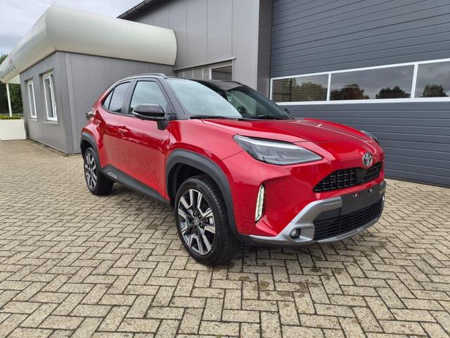 Toyota Yaris Cross 1.5-l 130PS HEV Automatik Style Matrix-LED 4xKamera elektr. Heckklappe Sitzheizung Lenkradheizung Klimaautomatik Navi Bluetooth wireless Apple CarPlay + Android Auto ACC PDC v+h 18"LM 