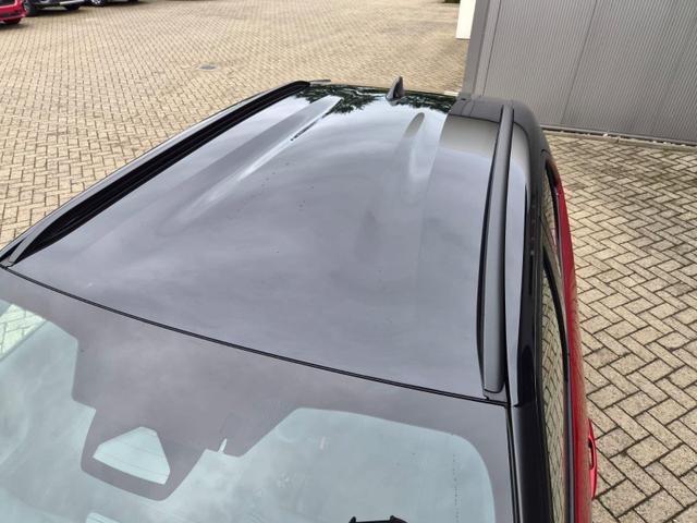 Toyota Yaris Cross 1.5-l 130PS HEV Automatik Style Matrix-LED 4xKamera elektr. Heckklappe Sitzheizung Lenkradheizung Klimaautomatik Navi Bluetooth wireless Apple CarPlay + Android Auto ACC PDC v+h 18"LM 