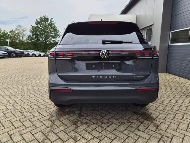Volkswagen Tiguan Life 1,5 l eHybrid OPF 204PS DSG elekt.AHK Design Paket LED-Plus-Scheinw. elektr. Heckklappe Sitzheizung Lenkradheizung R&uuml;ckf.Kamera Klimaautomatik VW-Radio Bluetooth wireless Apple CarPlay + Android Auto PDC v+h ACC 2xKeyless Digital Cockpit 