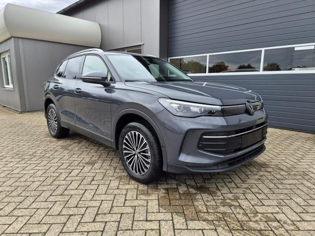 Volkswagen Tiguan Life 1,5 l eHybrid OPF 204PS DSG elekt.AHK Design Paket LED-Plus-Scheinw. elektr. Heckklappe Sitzheizung Lenkradheizung R&uuml;ckf.Kamera Klimaautomatik VW-Radio Bluetooth wireless Apple CarPlay + Android Auto PDC v+h ACC 2xKeyless Digital Cockpit 