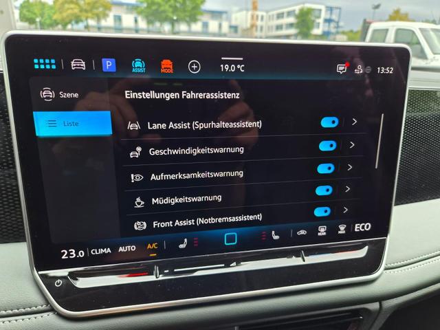 Volkswagen Tiguan Life 1,5 l eHybrid OPF 204PS DSG elekt.AHK Design Paket LED-Plus-Scheinw. elektr. Heckklappe Sitzheizung Lenkradheizung R&uuml;ckf.Kamera Klimaautomatik VW-Radio Bluetooth wireless Apple CarPlay + Android Auto PDC v+h ACC 2xKeyless Digital Cockpit 