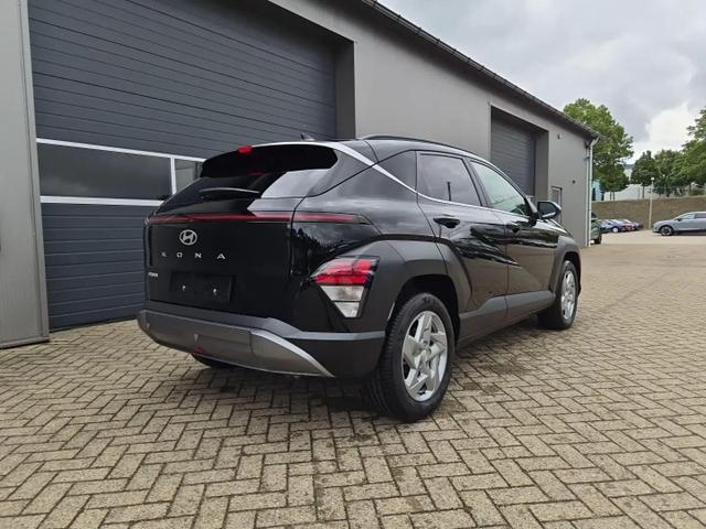 Hyundai KONA Trend 1.6 T-GDI 150PS Automatik Voll-LED-Scheinw. Sitzheizung Lenkradheizung ACC Klimaautomatik Navi Touchscreen DAB+ Apple CarPlay + Android Auto PDC v+h R&uuml;ckf.Kamera 2xKeyless 17-LM 