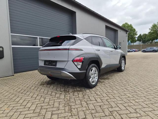 Hyundai KONA Trend 1.6 T-GDI 150PS Automatik Voll-LED-Scheinw. Sitzheizung Lenkradheizung ACC Klimaautomatik Navi Touchscreen DAB+ Apple CarPlay + Android Auto PDC v+h R&uuml;ckf.Kamera 2xKeyless 17-LM 