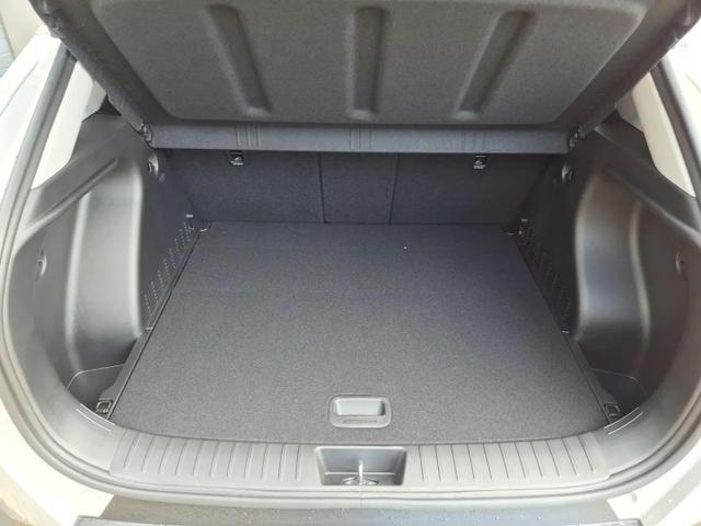 Hyundai KONA Trend 1.6 T-GDI 150PS Automatik Voll-LED-Scheinw. Sitzheizung Lenkradheizung ACC Klimaautomatik Navi Touchscreen DAB+ Apple CarPlay + Android Auto PDC v+h R&uuml;ckf.Kamera 2xKeyless 17-LM 