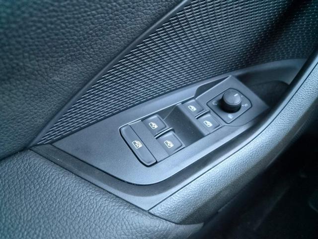 Skoda Octavia Combi 1.5 TSI 150PS m-HEV DSG Selection AHK Klimaautomatik PDC v+h R&uuml;ckf.Kamera Sitzheizung Apple CarPlay Android Auto 16"LM 