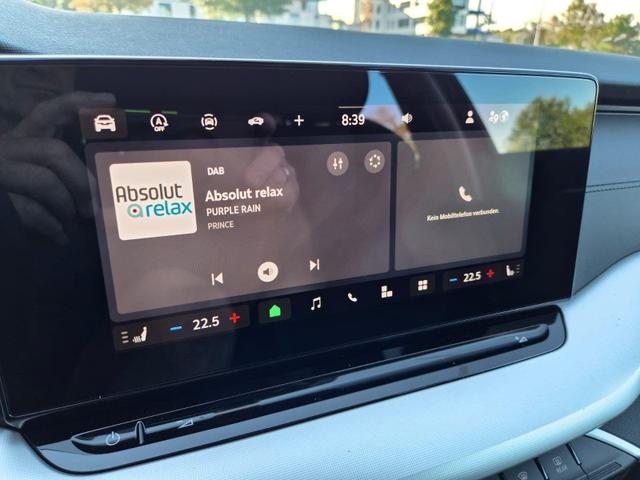 Skoda Octavia Combi 1.5 TSI 150PS m-HEV DSG Selection AHK Klimaautomatik PDC v+h R&uuml;ckf.Kamera Sitzheizung Apple CarPlay Android Auto 16"LM 