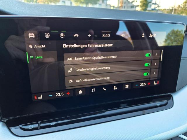 Skoda Octavia Combi 1.5 TSI 150PS m-HEV DSG Selection AHK Klimaautomatik PDC v+h R&uuml;ckf.Kamera Sitzheizung Apple CarPlay Android Auto 16"LM 