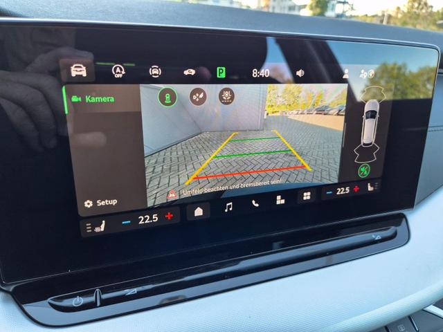 Skoda Octavia Combi 1.5 TSI 150PS m-HEV DSG Selection AHK Klimaautomatik PDC v+h R&uuml;ckf.Kamera Sitzheizung Apple CarPlay Android Auto 16"LM 