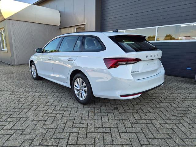 Skoda Octavia Combi 1.5 TSI 150PS m-HEV DSG Selection AHK Klimaautomatik PDC v+h R&uuml;ckf.Kamera Sitzheizung Apple CarPlay Android Auto 16"LM 