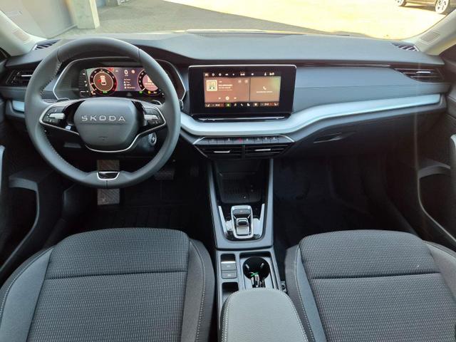 Skoda Octavia Combi 1.5 TSI 150PS m-HEV DSG Selection AHK Klimaautomatik PDC v+h R&uuml;ckf.Kamera Sitzheizung Apple CarPlay Android Auto 16"LM 