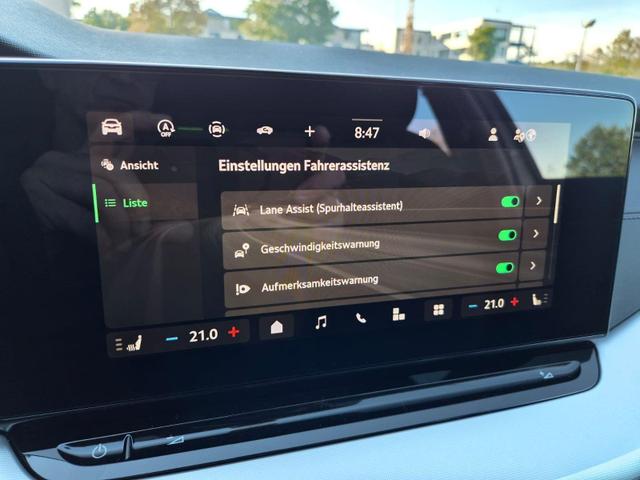 Skoda Octavia Combi 1.5 TSI 150PS m-HEV DSG Selection AHK Klimaautomatik PDC v+h R&uuml;ckf.Kamera Sitzheizung Apple CarPlay Android Auto 16"LM 