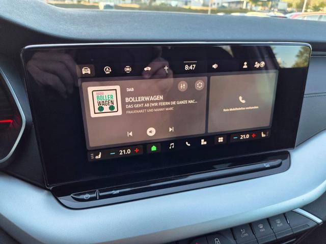 Skoda Octavia Combi 1.5 TSI 150PS m-HEV DSG Selection AHK Klimaautomatik PDC v+h R&uuml;ckf.Kamera Sitzheizung Apple CarPlay Android Auto 16"LM 