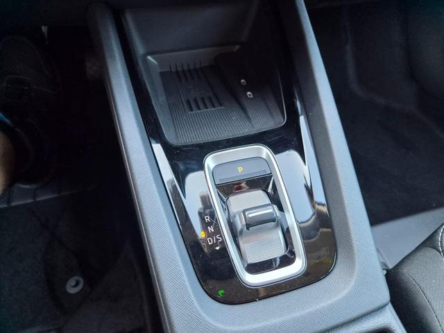 Skoda Octavia Combi 1.5 TSI 150PS m-HEV DSG Selection AHK Klimaautomatik PDC v+h R&uuml;ckf.Kamera Sitzheizung Apple CarPlay Android Auto 16"LM 