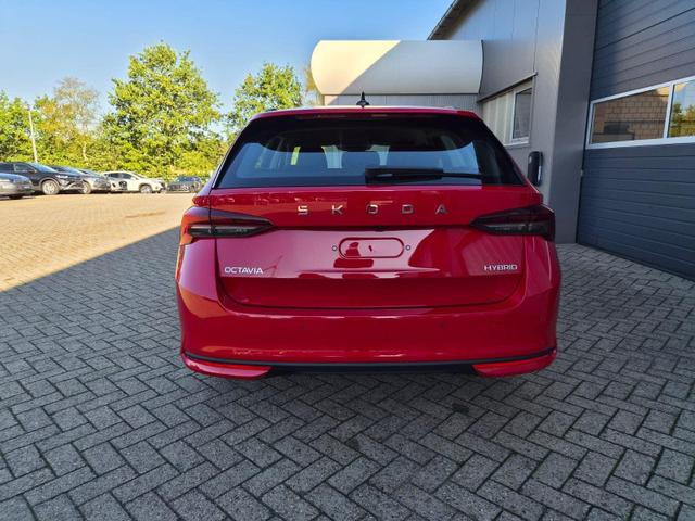 Skoda Octavia Combi 1.5 TSI 150PS m-HEV DSG Selection AHK Klimaautomatik PDC v+h R&uuml;ckf.Kamera Sitzheizung Apple CarPlay Android Auto 16"LM 