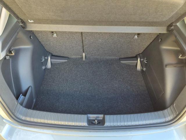 Skoda Fabia 1.0 TSI 95PS Selection 5-t&uuml;rig R&uuml;ckf.Kamera Parksensoren Sitzheizung Multifunktionslenkrad Klima Skoda-Radio Bluetooth Touchscreen Tempomat Nebelsch. Apple CarPlay + Android Auto 