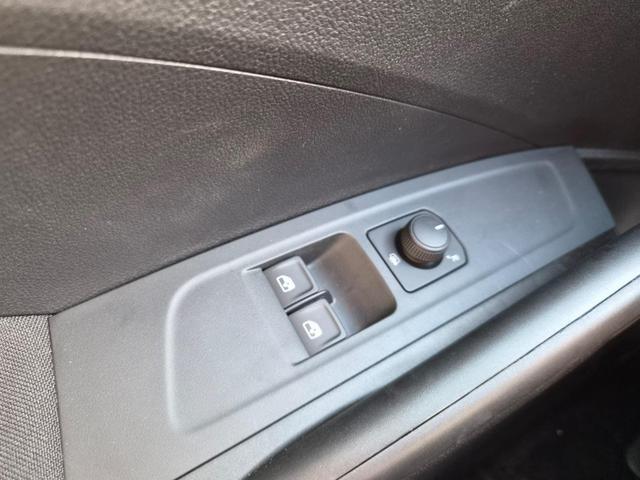 Skoda Fabia 1.0 TSI 95PS Selection 5-t&uuml;rig R&uuml;ckf.Kamera Parksensoren Sitzheizung Multifunktionslenkrad Klima Skoda-Radio Bluetooth Touchscreen Tempomat Nebelsch. Apple CarPlay + Android Auto 