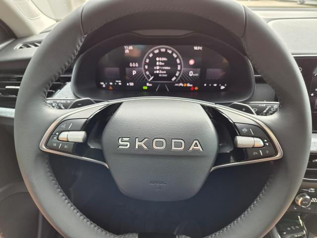 Skoda Kamiq 1.5 TSI 150PS DSG Selection Klimaautomatik Sitzheizung R&uuml;ckf.Kamera PDC Apple CarPlay + Android Auto Tempomat Garantieverl&auml;ngerung 16"LM 